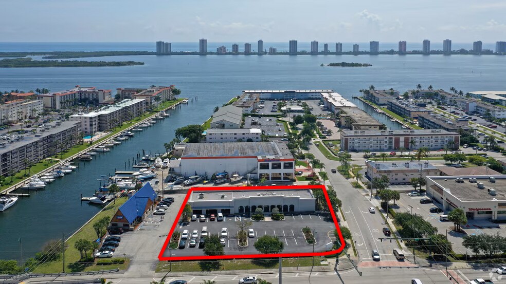 More Photos Of 300 US Highway 1, North Palm Beach Freestanding For Lease