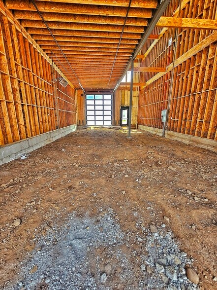 More Photos Of 1922 S Highway 40, Heber City Showroom For Lease