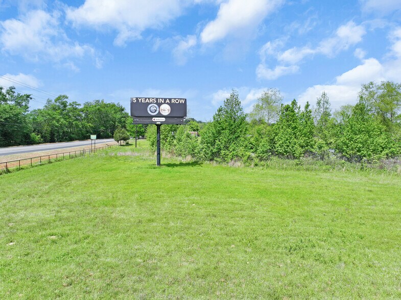 More Photos Of 14733 E State Hwy 11, Como Warehouse For Sale