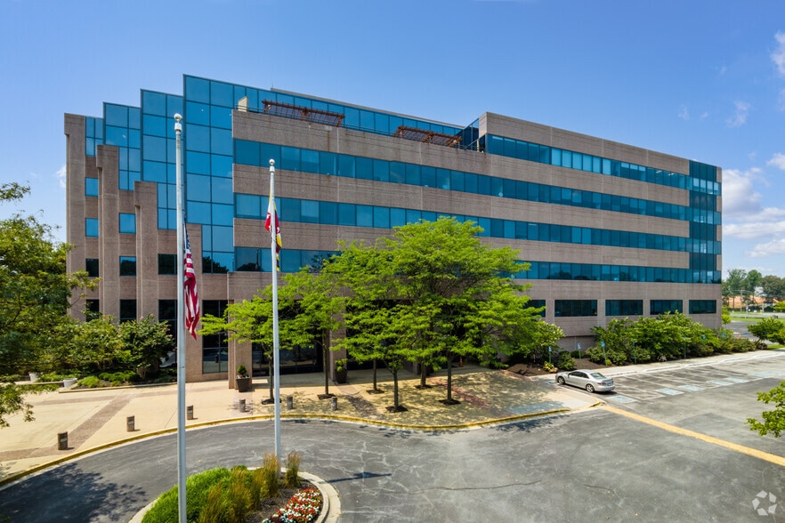 More Photos Of 4200 Parliament Pl, Lanham Office For Lease