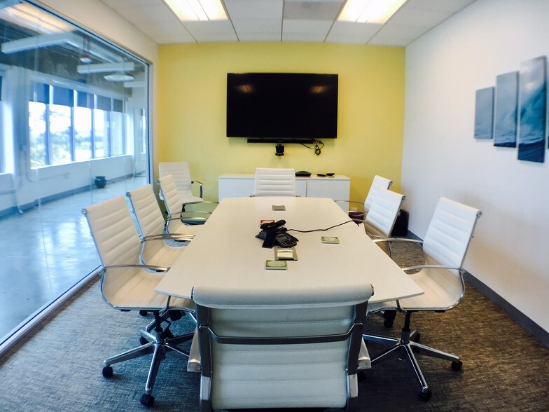 More Photos Of 13274 Fiji Way, Marina Del Rey Office Residential For Lease