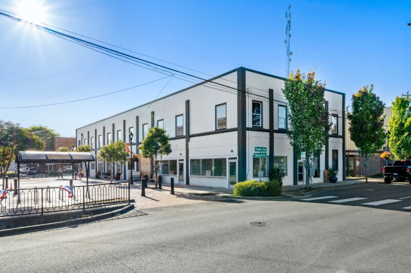 More Photos Of 115 Main Ave, Tillamook General Retail For Lease