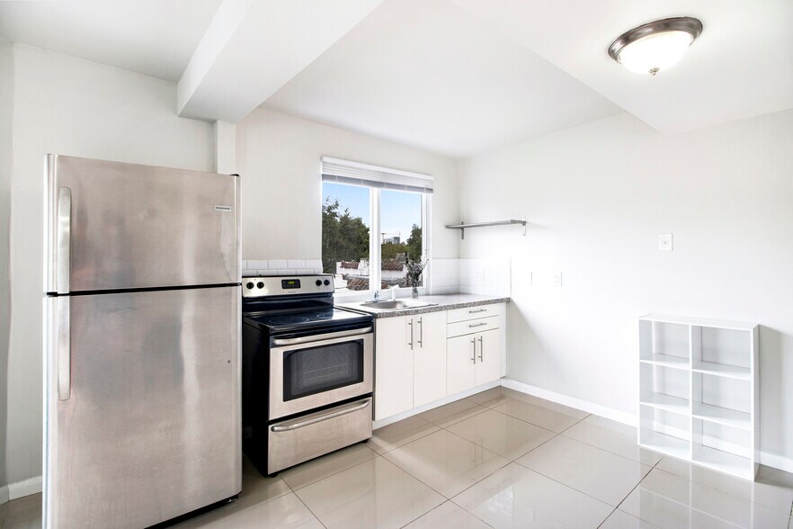 More Photos Of 268 NW 34th St, Miami Apartments For Sale