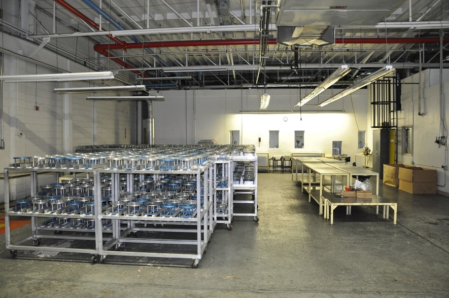 More Photos Of 2903 Lee Ave, Sanford Manufacturing For Sale