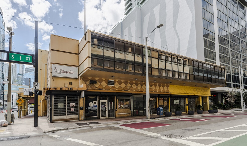 More Photos Of 100-108 S Miami Ave, Miami Freestanding For Lease