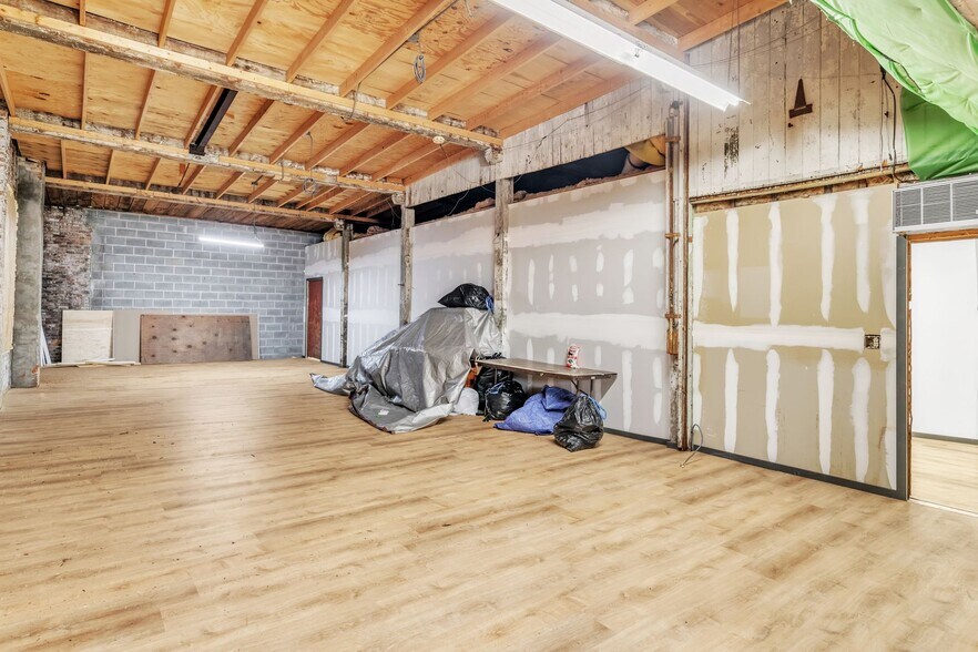 More Photos Of 260 Columbus Ave, Pittsfield Storefront Retail Office For Sale
