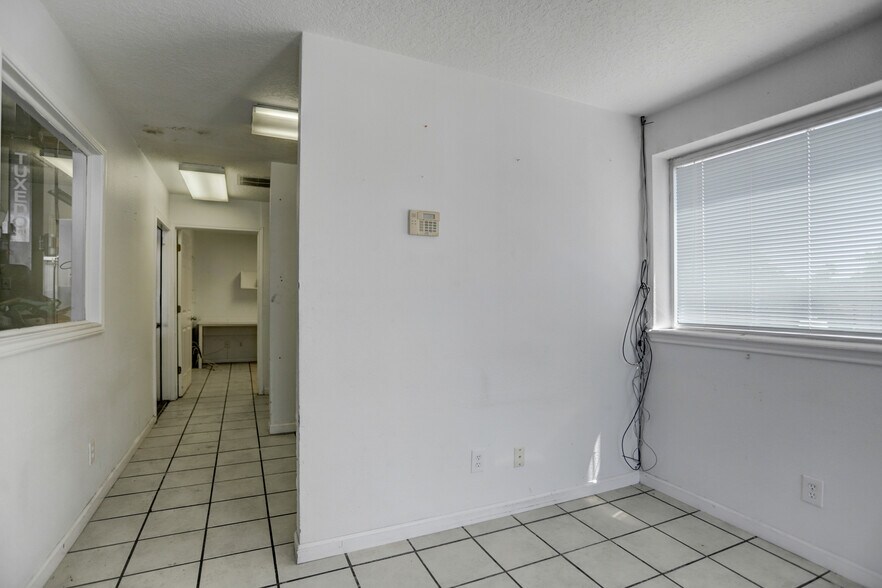 More Photos Of 6611 Stewart Rd, Galveston Specialty For Sale