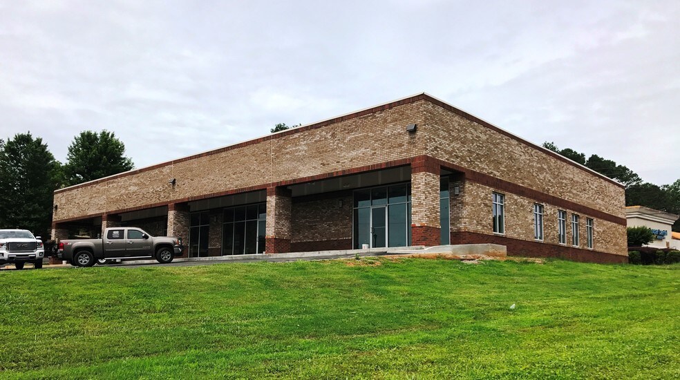 More Photos Of 49 Gordon Rd, Jasper Medical For Lease