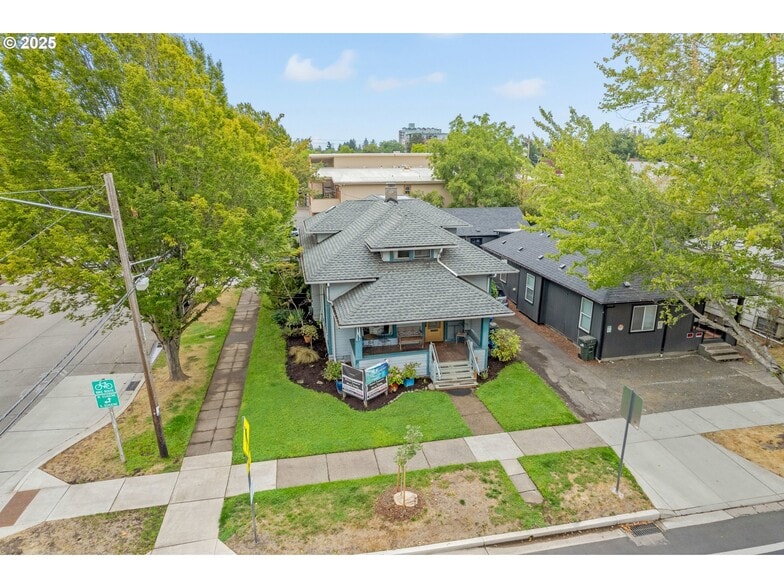 More Photos Of 1492 Pearl St, Eugene Office For Sale