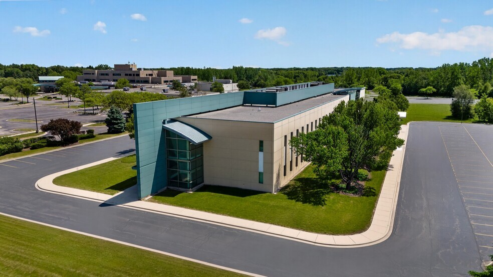 More Photos Of 3703 Doty Rd, Woodstock Medical For Lease