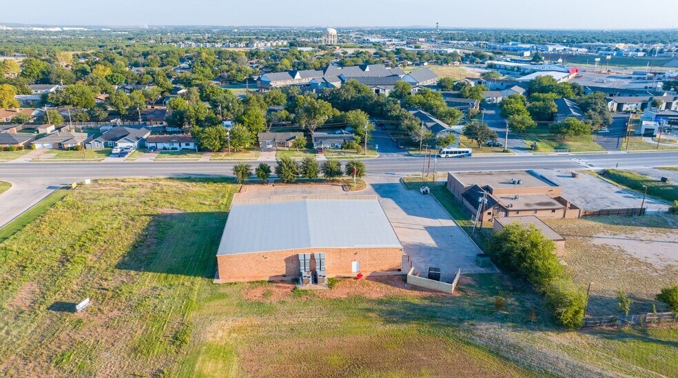 More Photos Of 5201 Texas Ave, Abilene Freestanding For Sale