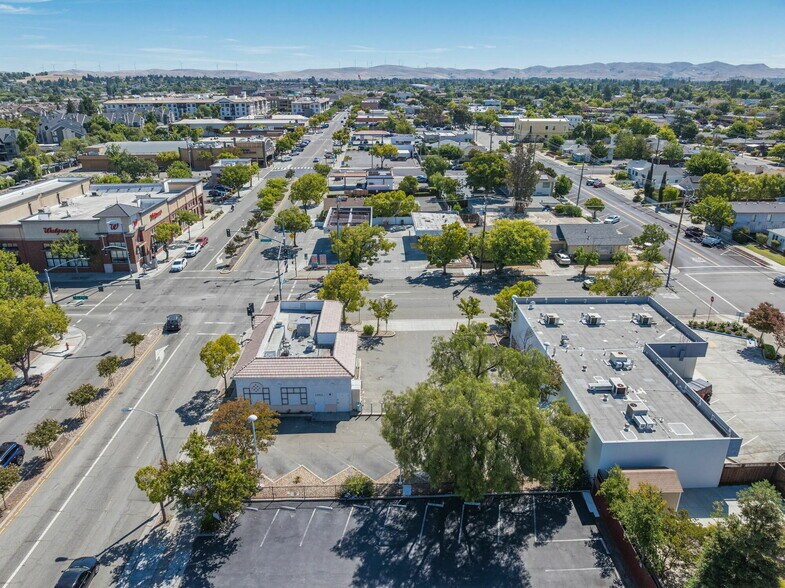 More Photos Of 1593 1st St, Livermore Fast Food For Lease