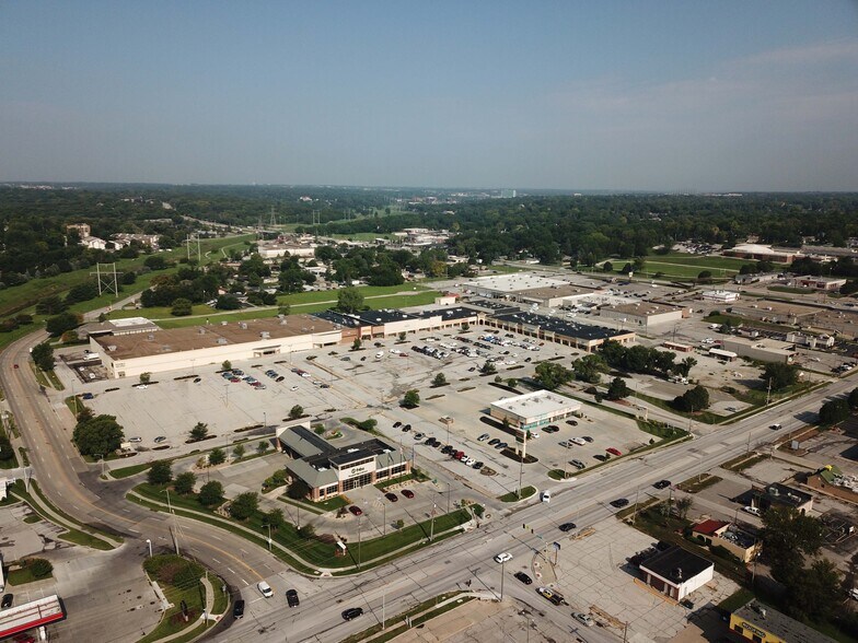 More Photos Of , Omaha General Retail For Sale