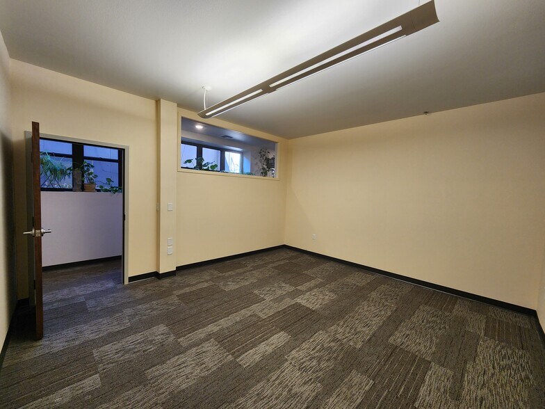 More Photos Of 712 W Spruce St, Missoula Apartments For Lease