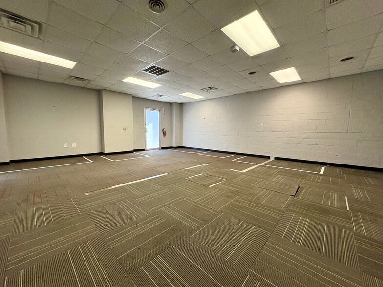 More Photos Of 233 Biltmore Ave, Asheville Office For Lease
