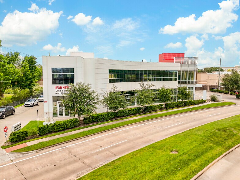More Photos Of 1140 Enclave Pky, Houston Medical For Sale