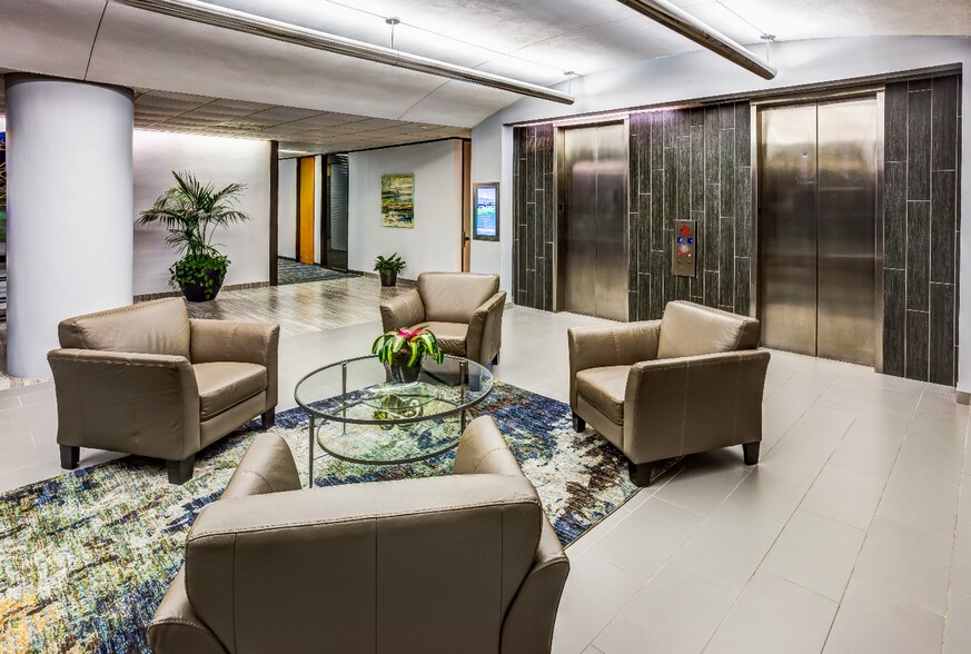 More Photos Of 7702 FM 1960 Rd E, Humble Office For Lease