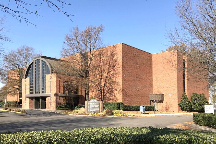 Primary Photo Of 816 Independence Blvd, Virginia Beach Medical For Lease