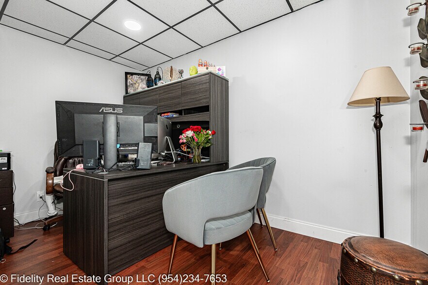 More Photos Of 3650 Coral Ridge Dr, Coral Springs Light Manufacturing For Sale