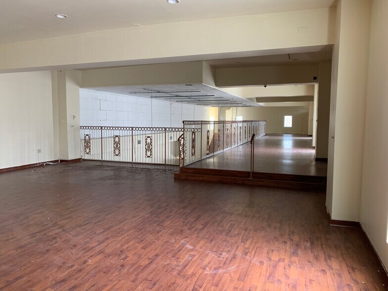 More Photos Of 19-33 N Federal Hwy, Dania Freestanding For Sale