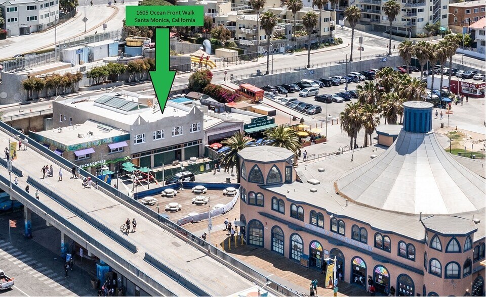More Photos Of 1605 Ocean Front Walk, Santa Monica Storefront For Lease