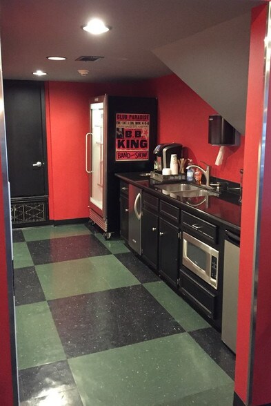 More Photos Of 3635 Glenn Lakes Ln, Missouri City Loft Creative Space For Sale