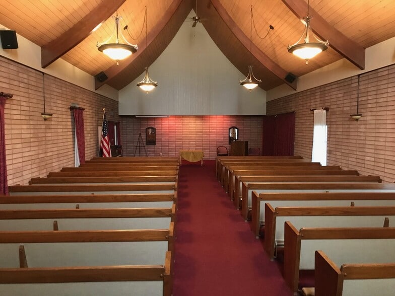 More Photos Of 4221 Manzanita Ave, Carmichael Funeral Home For Lease