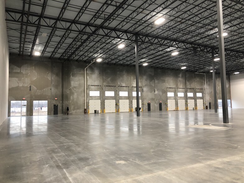 More Photos Of 1 Eastern Rd, Kearny Warehouse For Lease