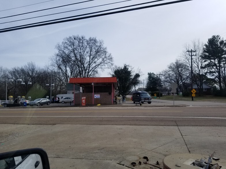 More Photos Of 12088 Main St, Mason Carwash For Sale