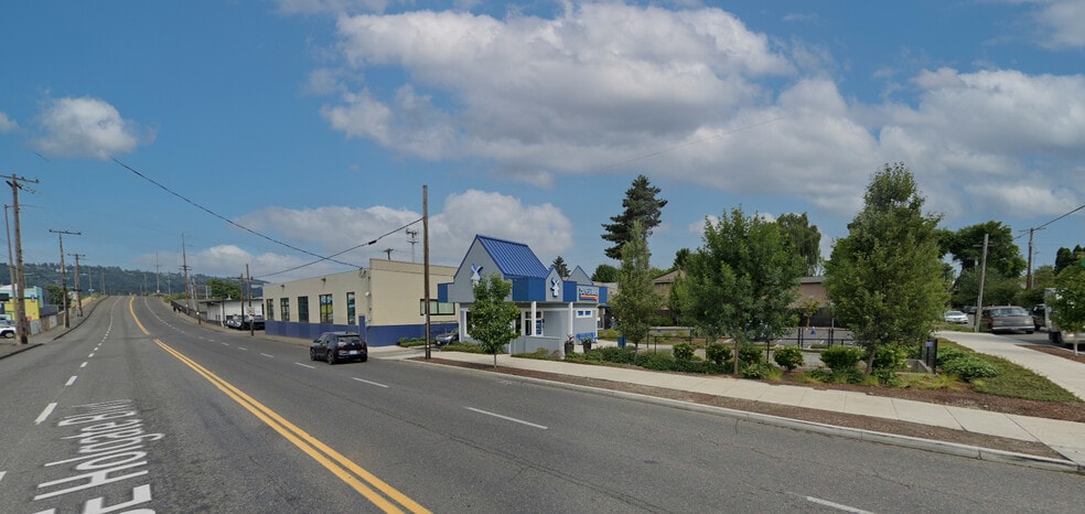 More Photos Of 4455 26th ave, Portland General Retail For Sale