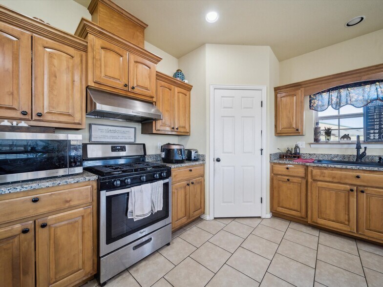 More Photos Of 1800 S 144th St W, Haskell Specialty For Sale