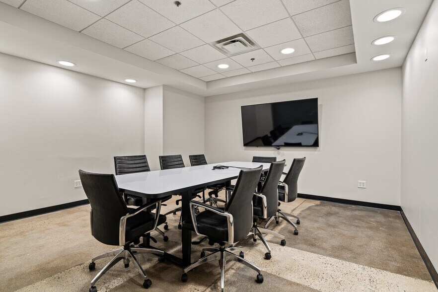 More Photos Of 2361 W Highway 36, Roseville Unknown For Lease