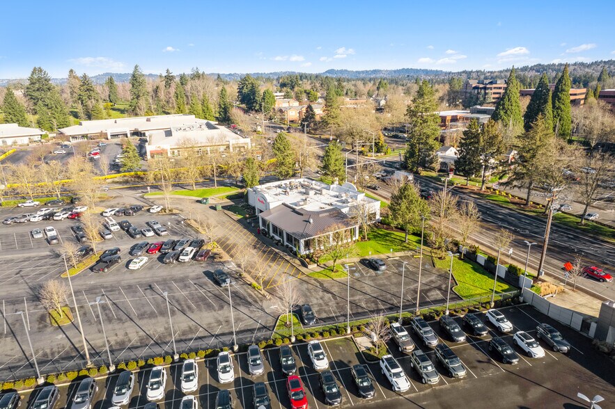 More Photos Of 10205 SW Washington Square Rd, Portland Restaurant For Sale