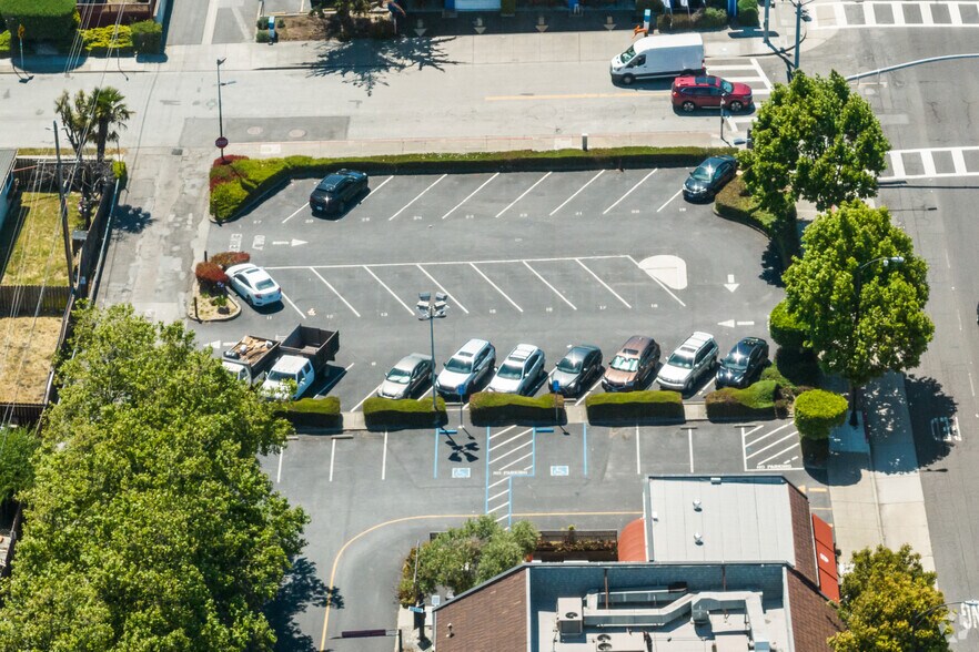 More Photos Of 420 El Camino Real, Millbrae Freestanding For Lease