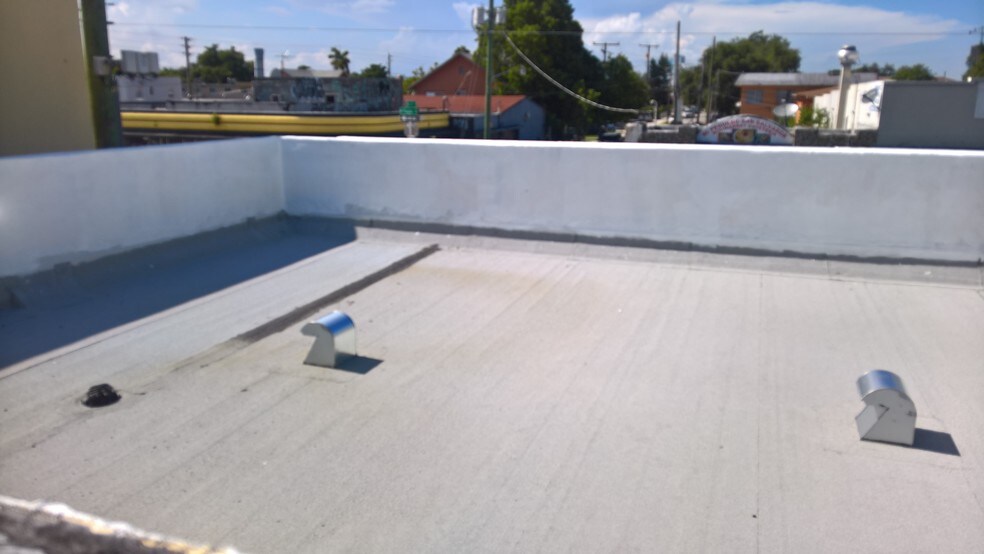 More Photos Of 1772 W Flagler St, Miami Medical For Sale
