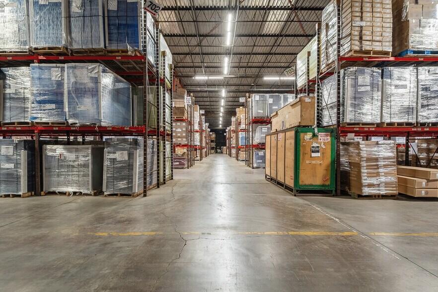 More Photos Of 232 Division St, Kingston Warehouse For Lease