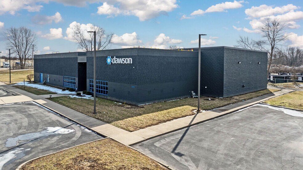 More Photos Of 3051 Delta Marine Dr, Reynoldsburg Light Manufacturing For Sale