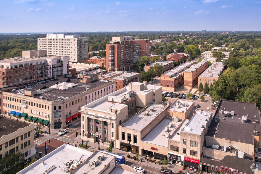 More Photos Of 1040-1044 Lake St, Oak Park Storefront Retail Office For Sale