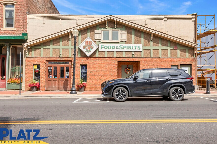 More Photos Of 256 E State St, Salem Restaurant For Sale