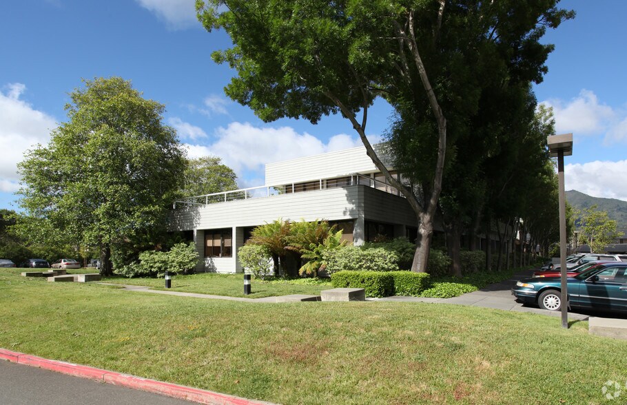 More Photos Of 300 Tamal Plz, Corte Madera Office Residential For Lease