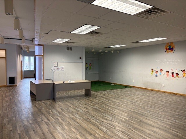 More Photos Of 2720 Superior Dr NW, Rochester Office For Lease