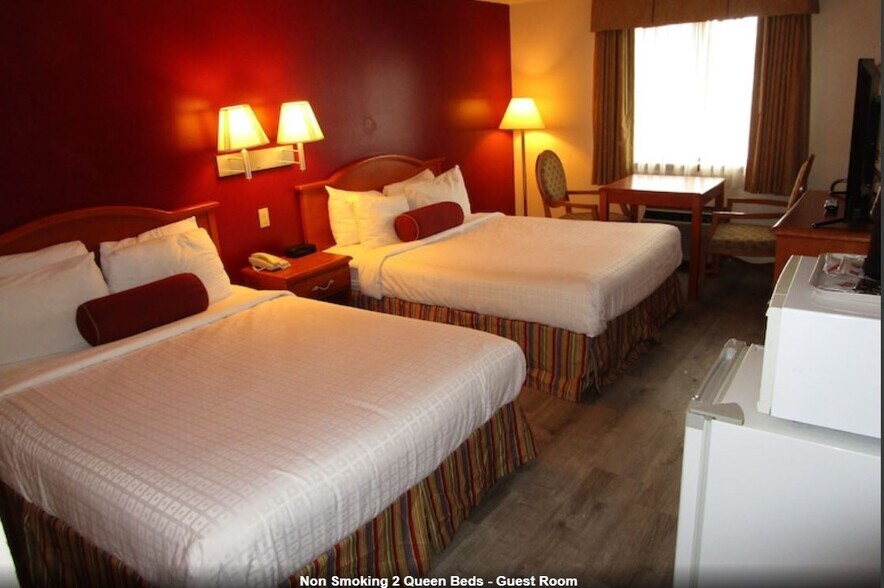 More Photos Of 70 Bear River Dr, Evanston Hotel For Sale