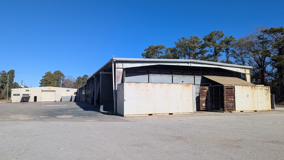 More Photos Of 112 N College Rd, Wilmington Warehouse For Sale