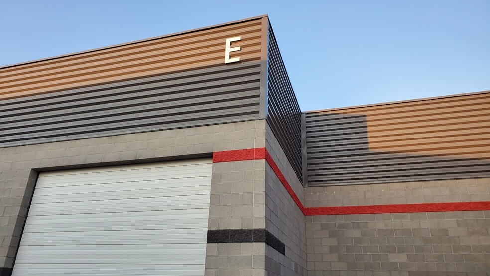 More Photos Of 24925 N 15th Ave, Phoenix Self Storage For Sale