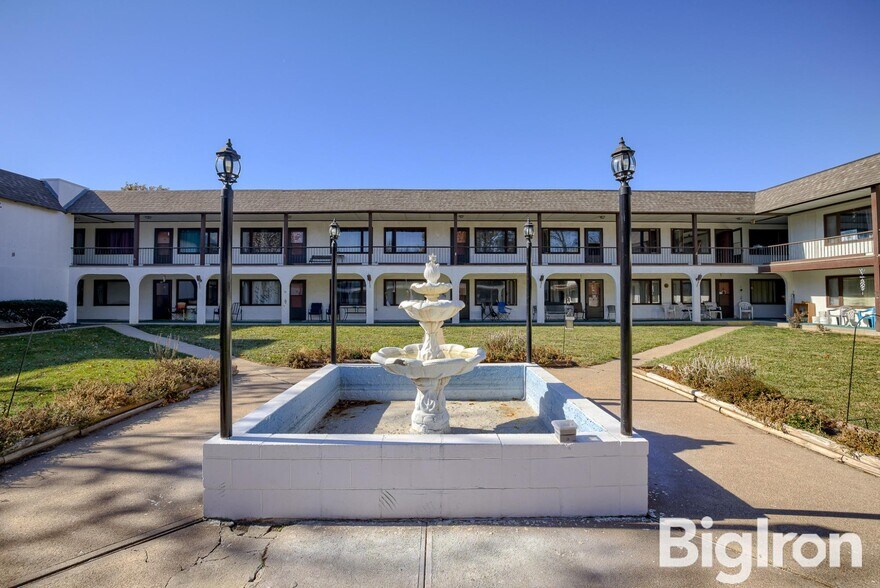 More Photos Of 633 E 10th St, York Apartments For Sale