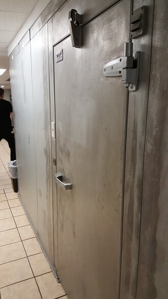 More Photos Of 659 Philadelphia St, Indiana Restaurant For Lease