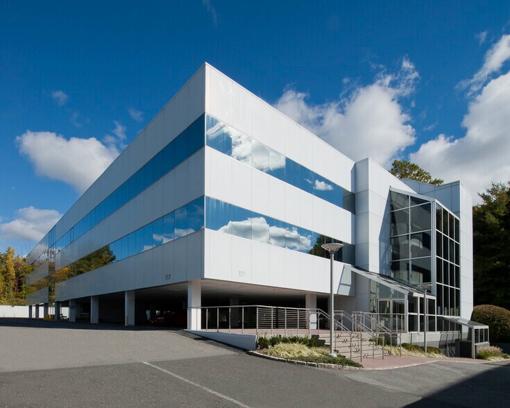 More Photos Of 117 E Stevens Ave, Valhalla Office For Lease