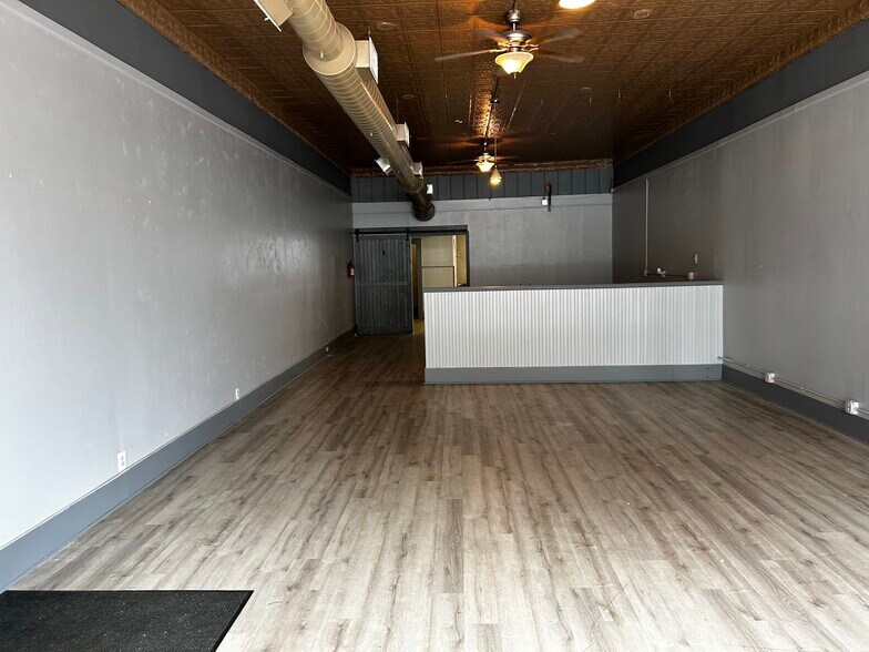 More Photos Of 106 N Broad St, Hillsdale Storefront Retail Office For Sale