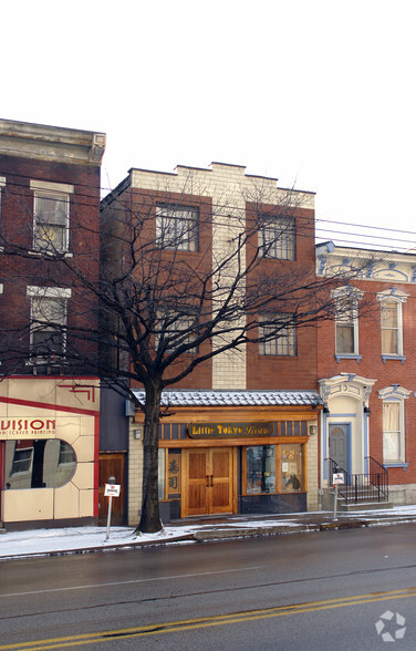 Primary Photo Of 2122 E Carson St, Pittsburgh Restaurant For Sale