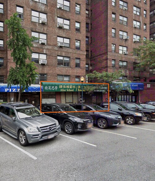 More Photos Of 2 Monroe St, New York Apartments For Lease